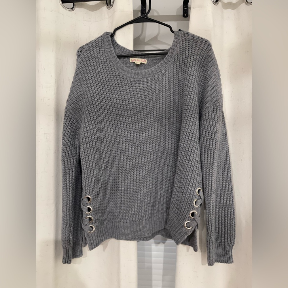 Gray sweater